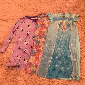 girls gown slumber set!